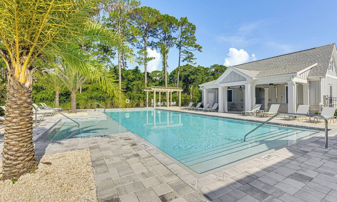 Panama City Beach House | 1 Mi to Sand & Surf: Townhome w/Pool in PCB!