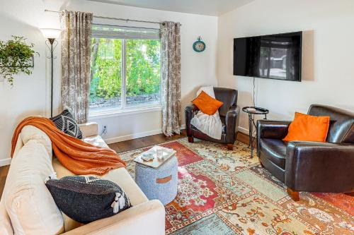Coeur d'Alene House | 1 Mi to Tubbs Hill and Lake Midtown Home with Yard!