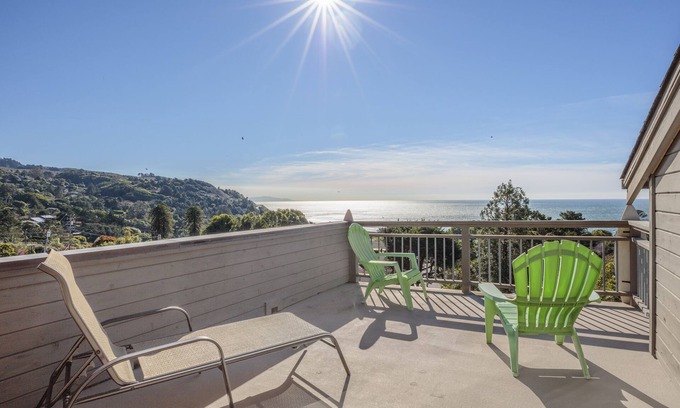 Stinson Beach House | #1 Rate 'BEST Place to Stay' at Stinson Beach
