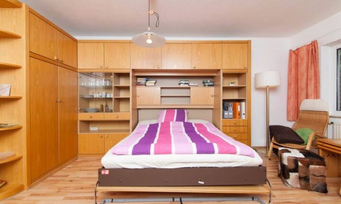 Suedviertel Apartment | 1-room apartment with terrace, garden view in a quiet, central location in Essen