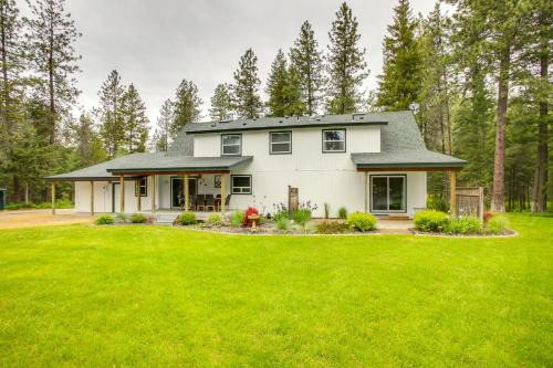 Kootenai County House | 10 Mi to Silverwood Secluded Getaway!