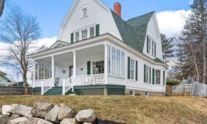 Warrensburg House | 10 min→ Lake George ☆ HotTub ☆ Deck