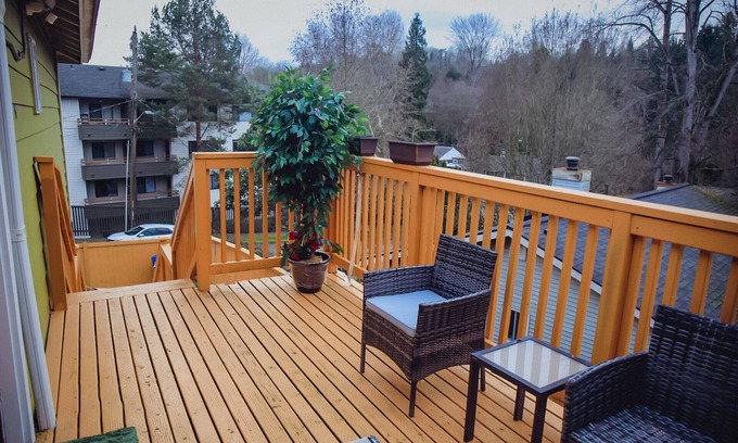 Delridge House | 10 minutes to Seattle Downtown & 15 minutes to SeaTac Airport