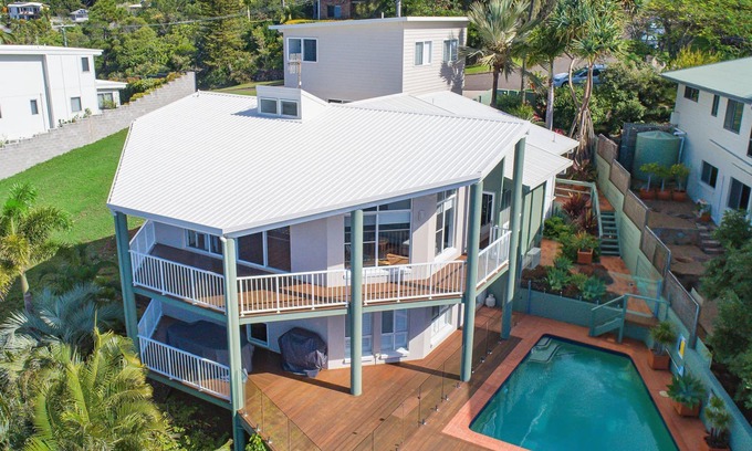 Coolum Beach House | 10 Mona Vista Court, Coolum Beach