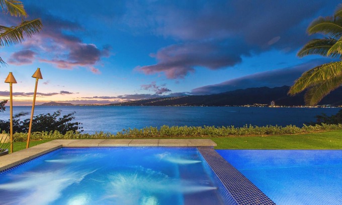 Hawaii Kai House | 10% Off Summer Special! Luxury Oceanfront Estate: Ocean House