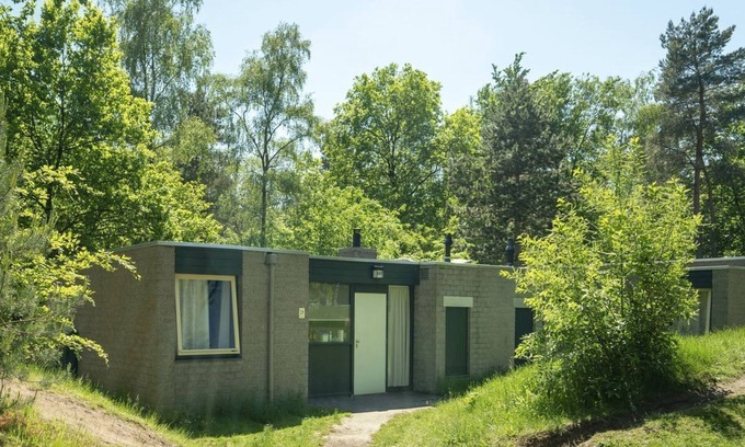 Hapert House | 10-person bungalow in the holiday park Landal Het Vennenbos