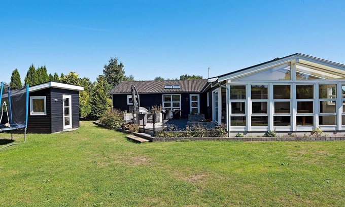 Kulhuse House | 10 person holiday home in Jægerspris
