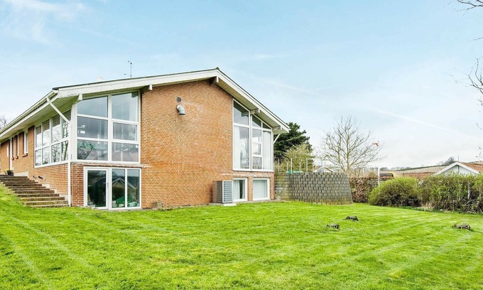 Vikær Strand House | 10 person holiday home in Haderslev