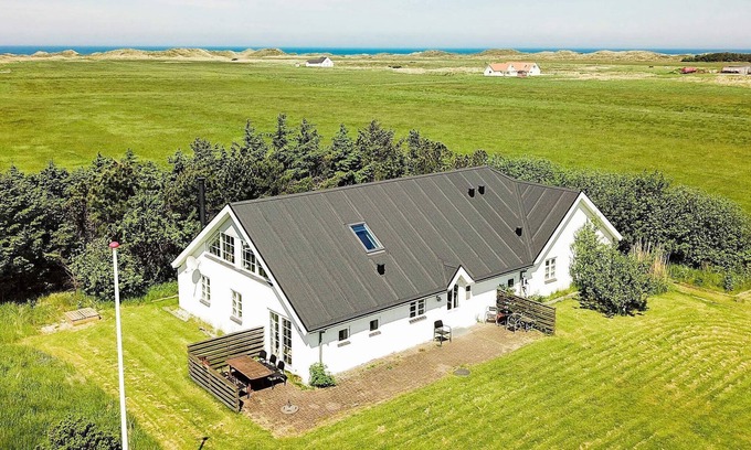 Sønder Vorupør House | 10 person holiday home in Thisted
