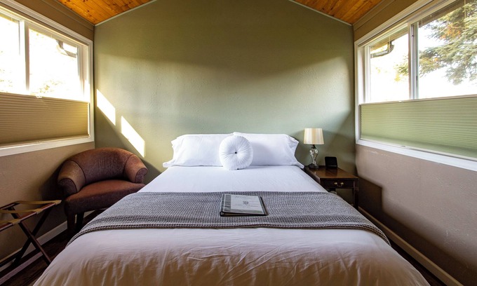 Packwood Apartment | #10 Sunrise Peak Trail Suite 18+ Private Bath