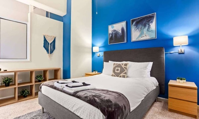 Downtown Apartment | 100 Year-Old Historic Brick 2BR Loft High Ceiling5