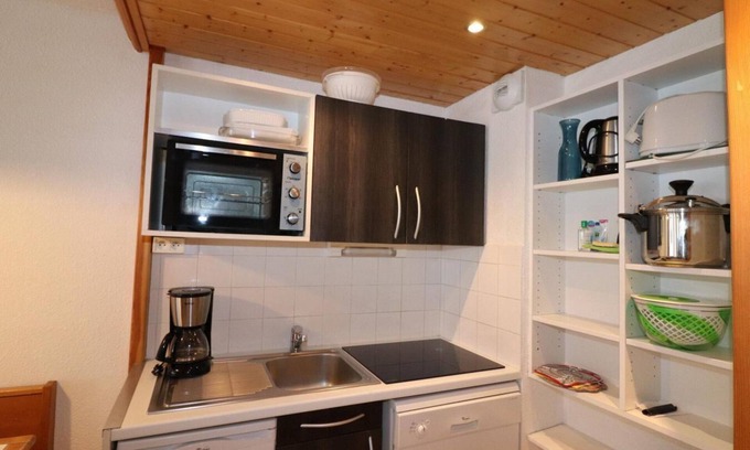 Tignes Apartment | 100m from resort center, 4th floor, balcony, tv, ski locker, 37m², Tignes