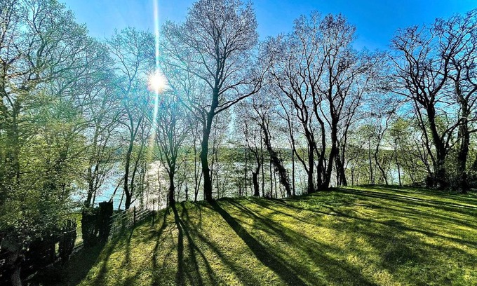 Caputh Apartment | 100m2 Fewo im Haus am See mit Garten bei Potsdam