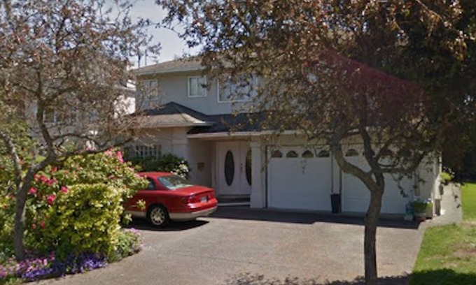 Saanich East Apartment | #106 Gordon Head Rd - 2 Bed Gorgeous Garden Suite