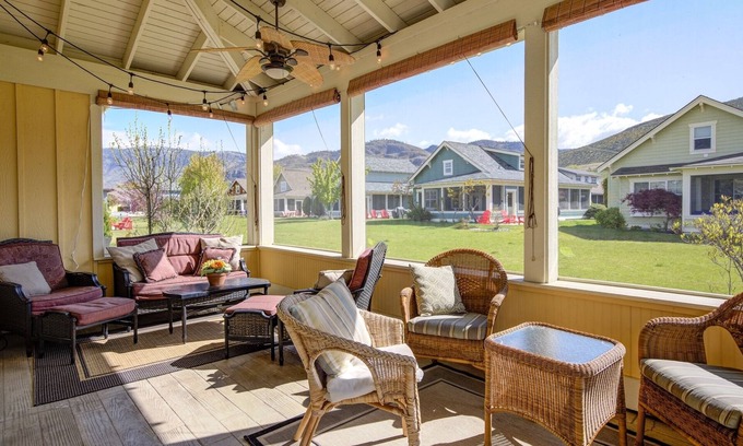 Oroville House | 107 Barefoot Lane (Beach Trail)