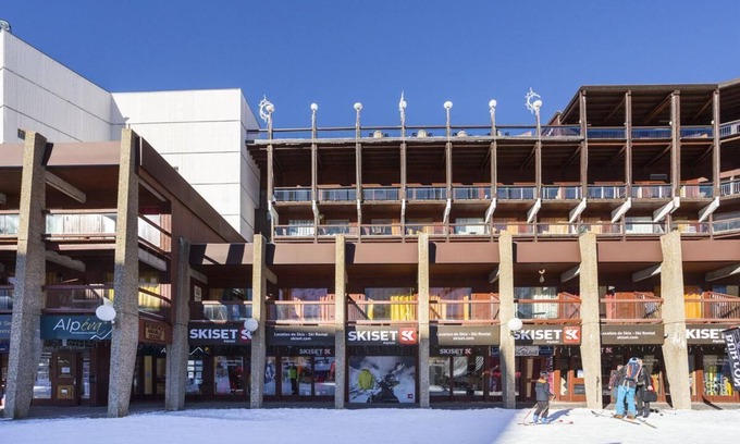 Arc-2000 Apartment | 10m from ski slopes, 1st floor, balcony, tv, ski locker, 61m², Les Arcs