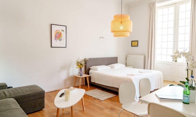 Brussels House | 10min→ Sablon/Netflix/Nespresso/Smart TV/high quality bed