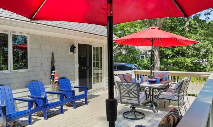 Harwich Center House | 11 Cranwood Road Harwich Cape Cod- -Aoibhneas