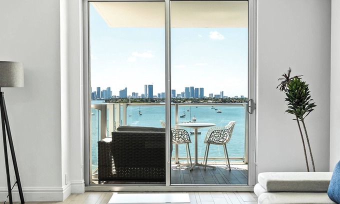 West Avenue Condo | 1100 West Avenue By MWG Hospitality