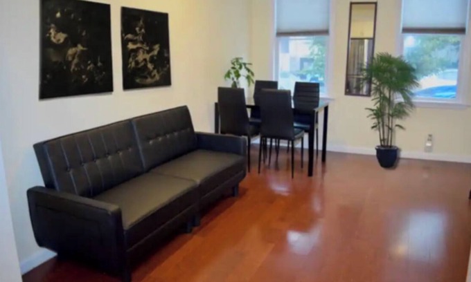 Weehawken House | 11r 4 Contact host before booking