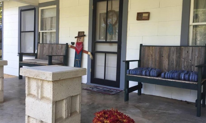Bandera House | 11th St. Casa Blanca Bandera, TX.