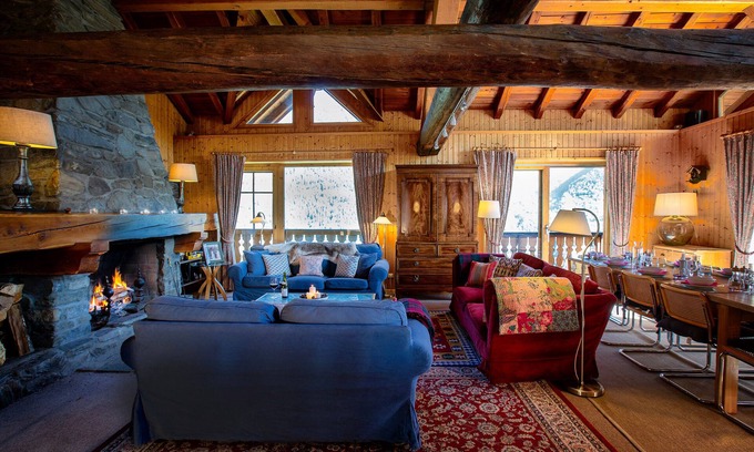 Sainte-Foy-Tarentaise Ski Chalet | 12 bed chalet in unspoilt village with amazing views, only 200m from Ski liftn