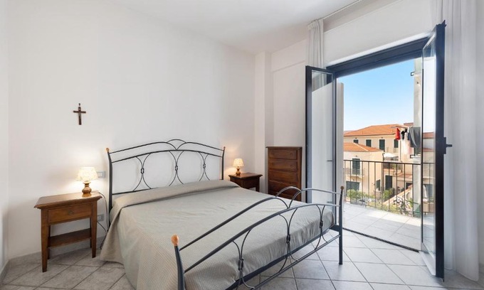 Varigotti Apartment | 12 Mehari