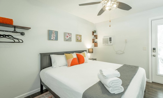 Chattanooga Apartment | 12: The Gray Room - A PMI Scenic City Vacation Rental