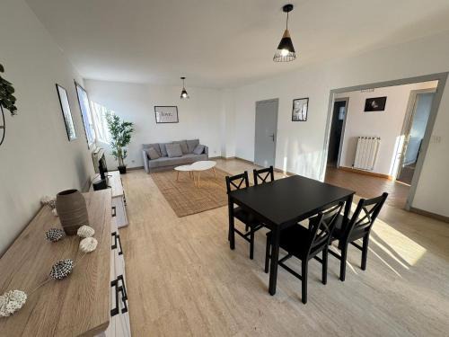 Meyzieu Apartment | 120m T4 terrasse et parking - Stade-Eurexpo-Lyon