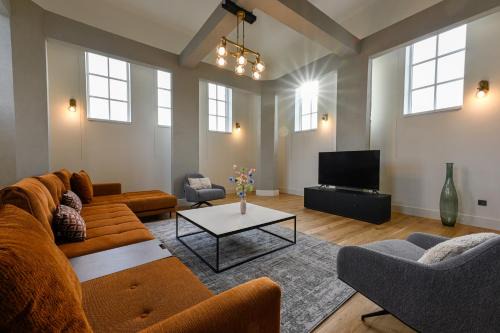 Oisterwijk Apartment | 12A, Luxury & Unique, Cinema, Terrace, Stunning View, Central Location!
