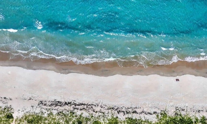 Fort Pierce Shores House | #13 Queen Size Bedroom Near the Beach Pet Friendly