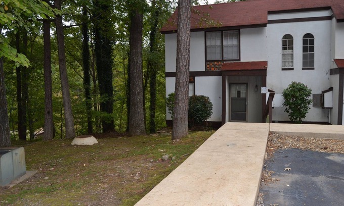Hot Springs Village House | 149LaViLn | DeSoto Courts Townhome | Sleeps 4
