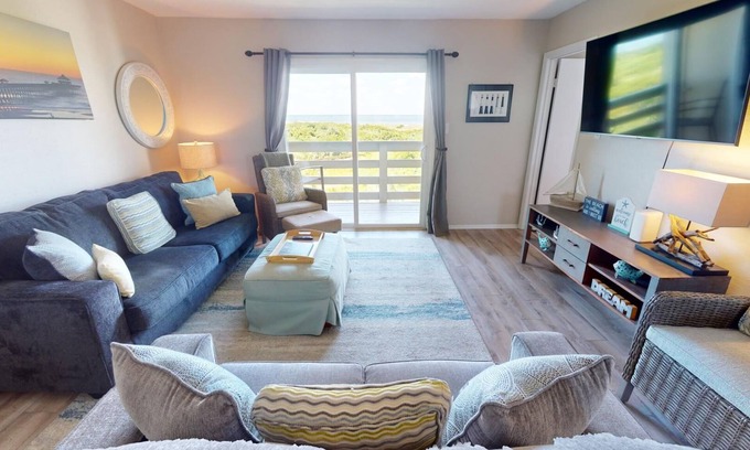 Tybee Island Condo | 14C Lighthouse Point - Water Views - 3 Pools - Tennis Courts