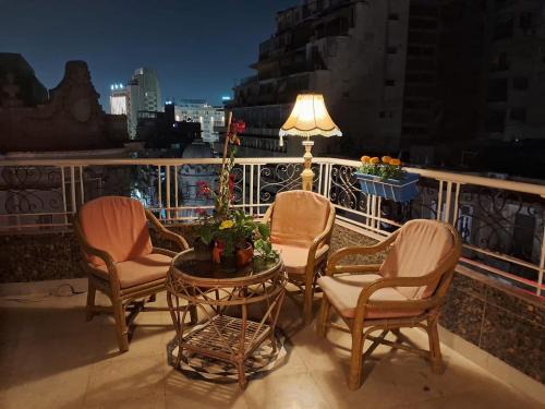 Qasr an-Nil Apartment | 15 Bustan Down town