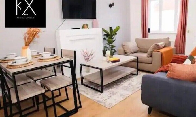 Haydock House | 15%OFF Monthly Stay| Business & Family Sleeps 5!