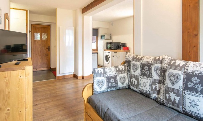 Montchavin Apartment | 150m from ski slopes, 1st floor, tv, ski locker, 47m², Montchavin La Plagne