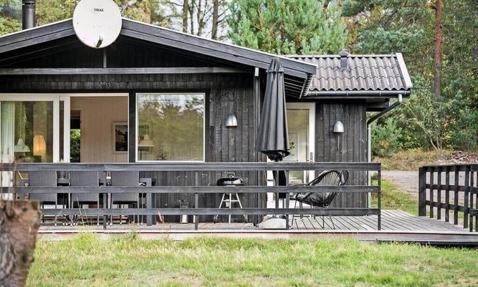 Oster Somarken House | 1571 Aakirkeby - Malurtvej 8