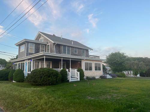 West Yarmouth House | 158 m² House ∙ 4 bedrooms ∙ 8 guests