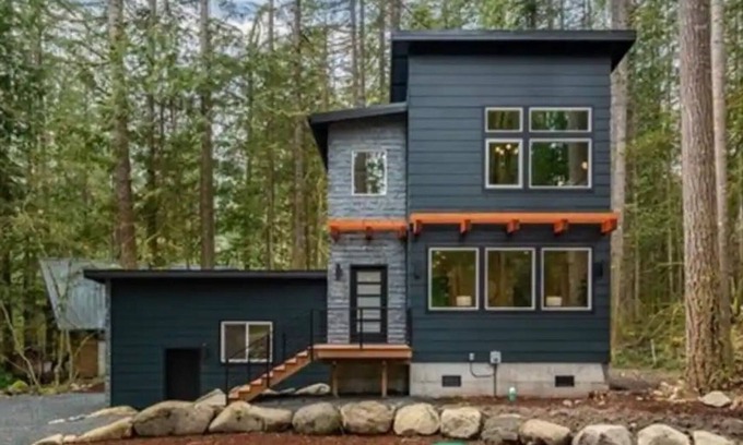 Warnick Ski Chalet | 15GS - Hot Tub - WIFI- Pets Ok
