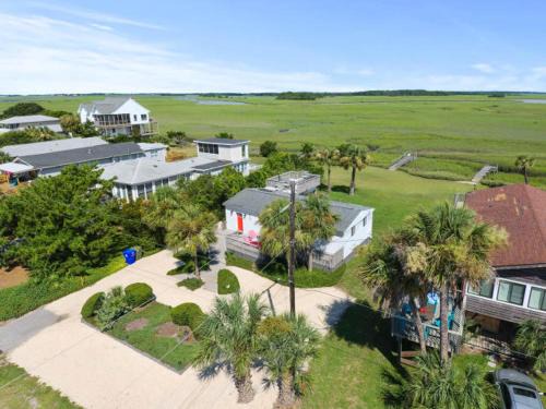 Folly Beach House | 1684 E Ashley - Sol Searcher - 2 Bedrooms