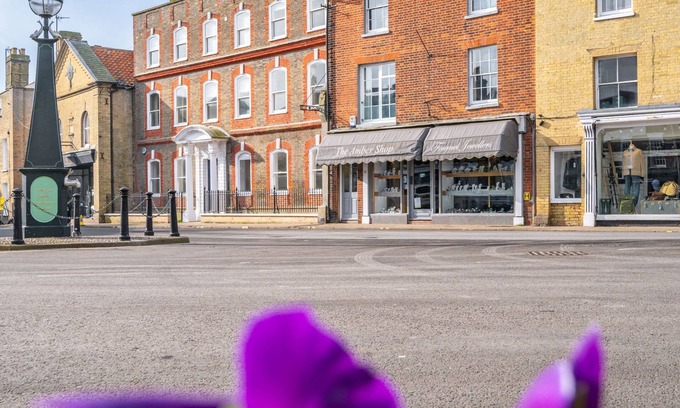 Southwold House | 17 Market Place and The Vault, Southwold