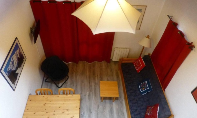 Vallandry Apartment | 170m from ski slopes, 2nd floor, balcony, tv, ski locker, 47m², Peisey-Vallandry