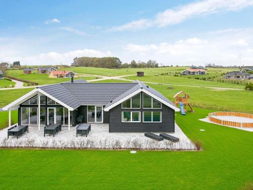 Bøjden House | 18 person holiday home in Faaborg