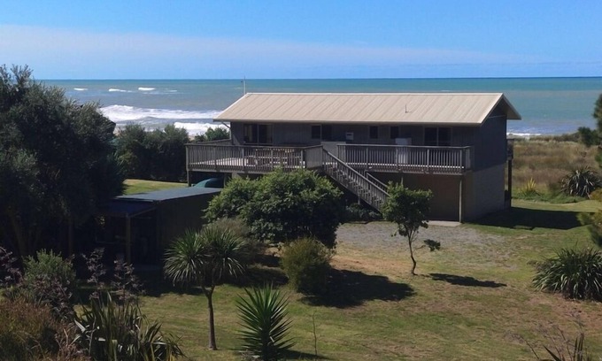 Mataikona House | 180 degrees ocean view, right on the beach.