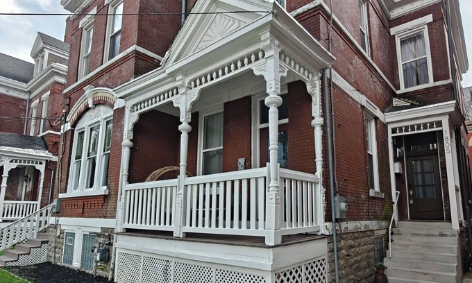Cincinnati House | 1805 luxury house on walnut hills