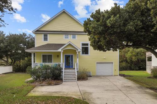 Corolla House | 1823 - Half Schell by Resort Realty