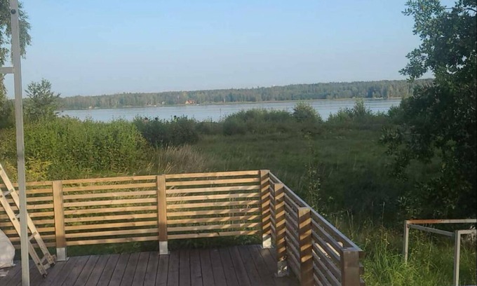 Torso Cottage | 18th century cottage with private beach on Torsö. 40 min from Skara Sommarland!