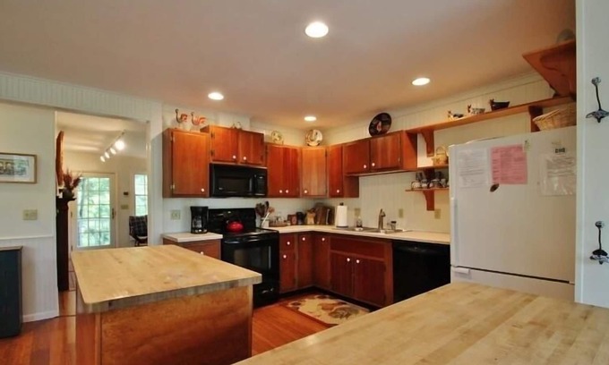Chautauqua House | 19 Maple 7 Bedroom Home by Redawning