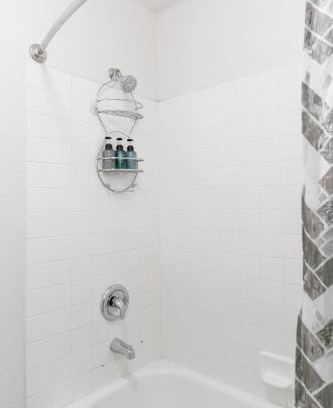 Las Vegas House | 1900 Sqft House 5beds,3bath With heated Pool,spa,bbq