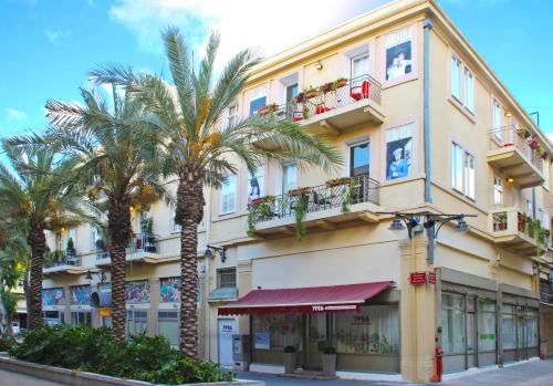 Haifa Hotel | 1926 Designed ApartHotel